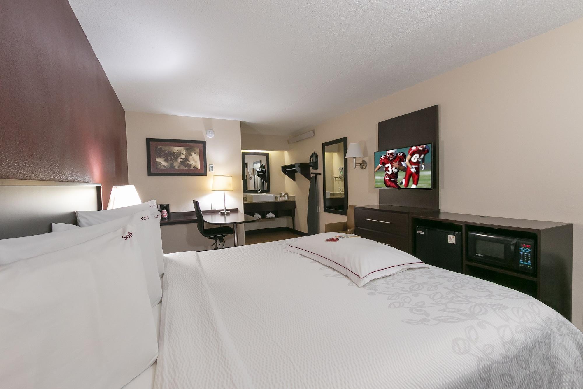 Red Roof Inn Plus+ Philadelphia Airport Essington Esterno foto
