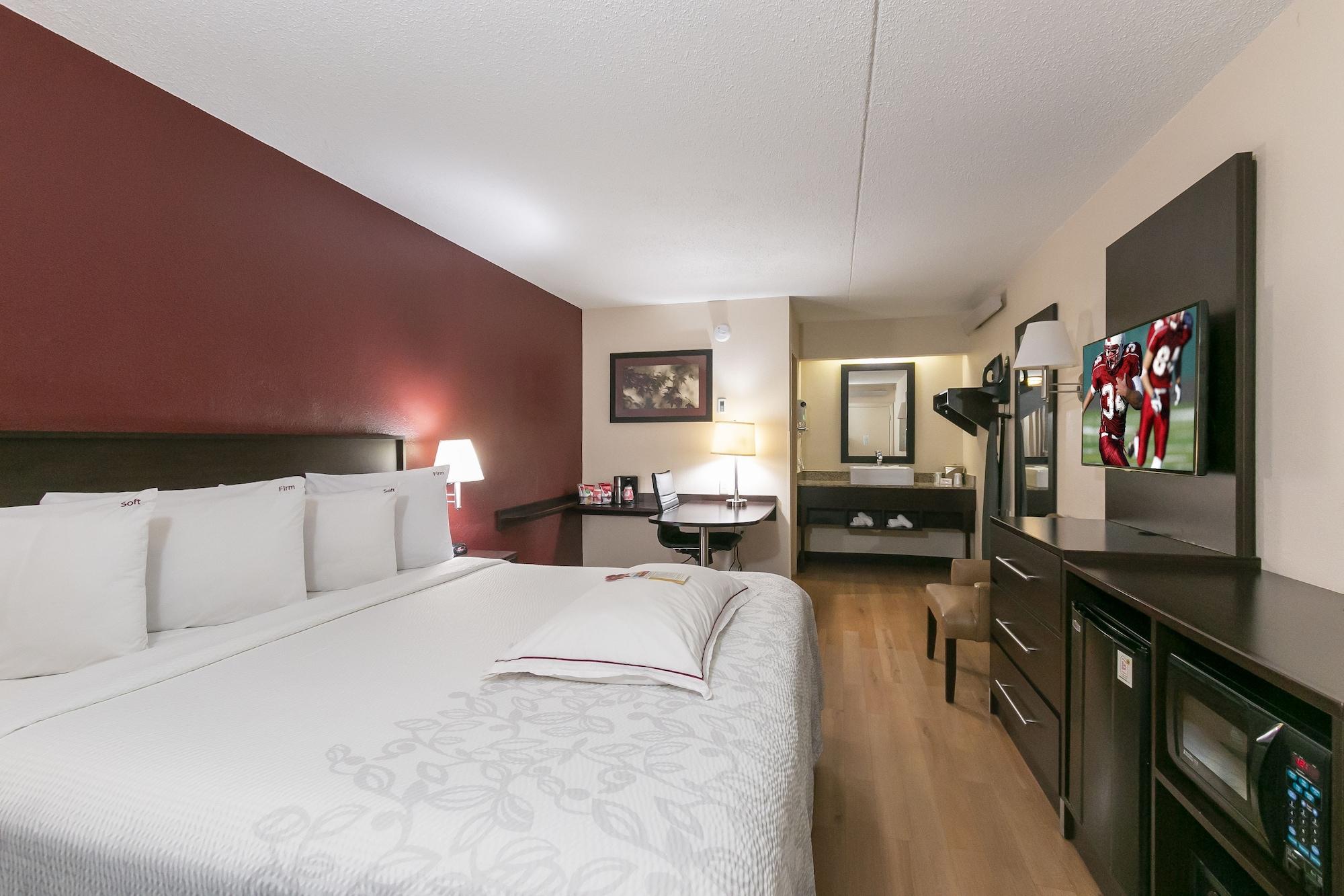 Red Roof Inn Plus+ Philadelphia Airport Essington Esterno foto